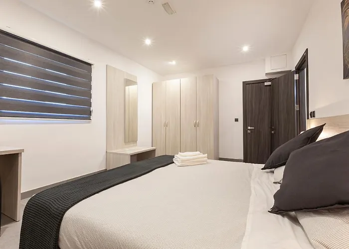 Charming,comfortable And Centrally Located Group Διαμέρισμα Gzira