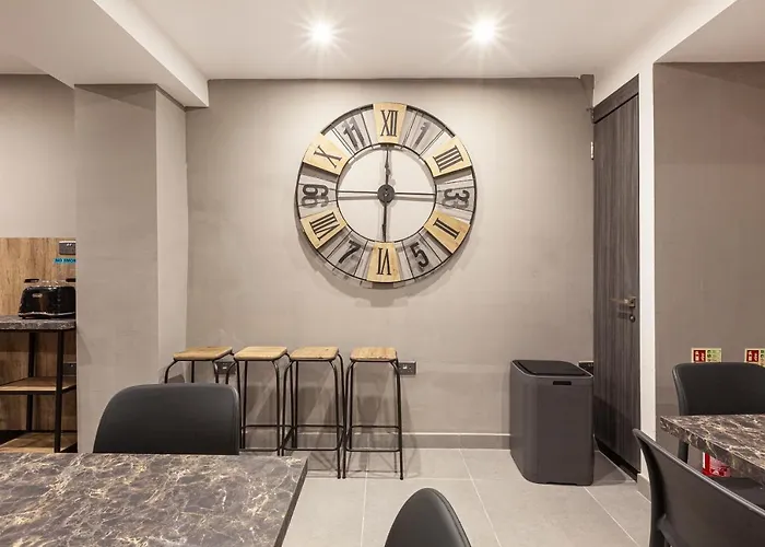 Διαμέρισμα Charming,comfortable And Centrally Located Group *